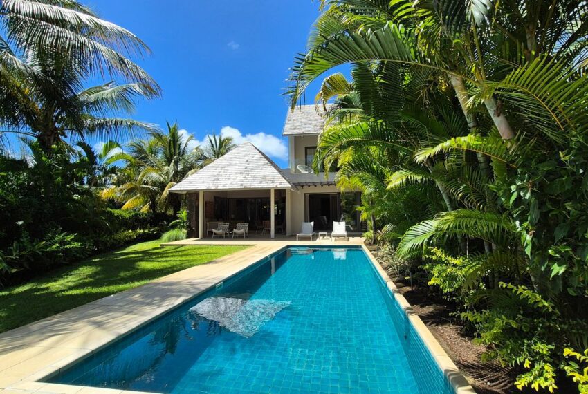 Amalthea - vue de la piscine