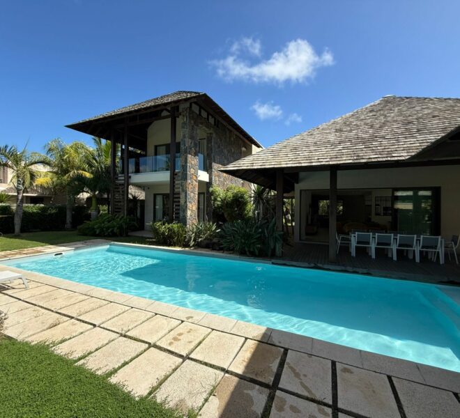 Vue exterieure de la villa de luxe