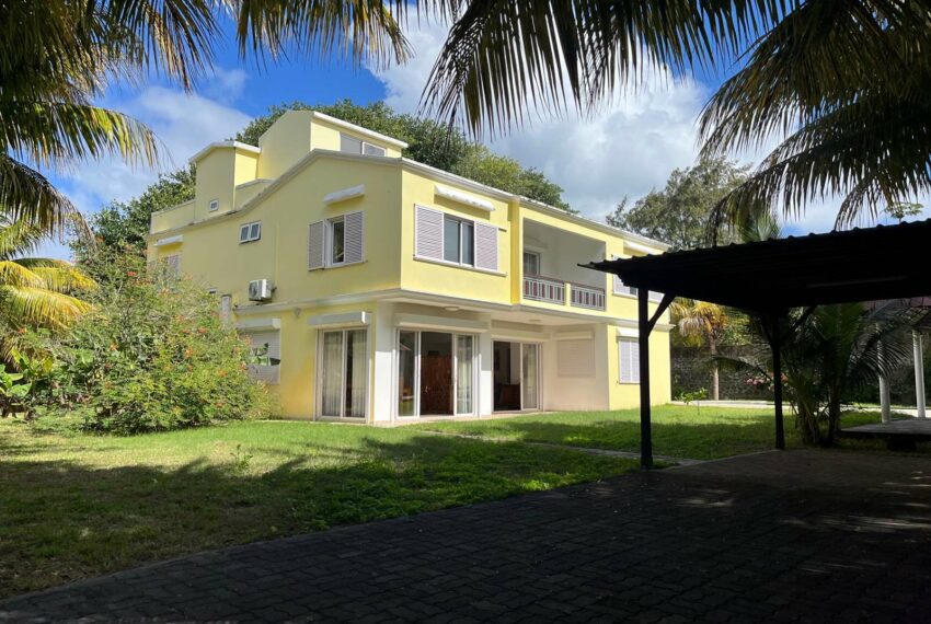 Maison vue Parking et Carport- immo ile maurice.com