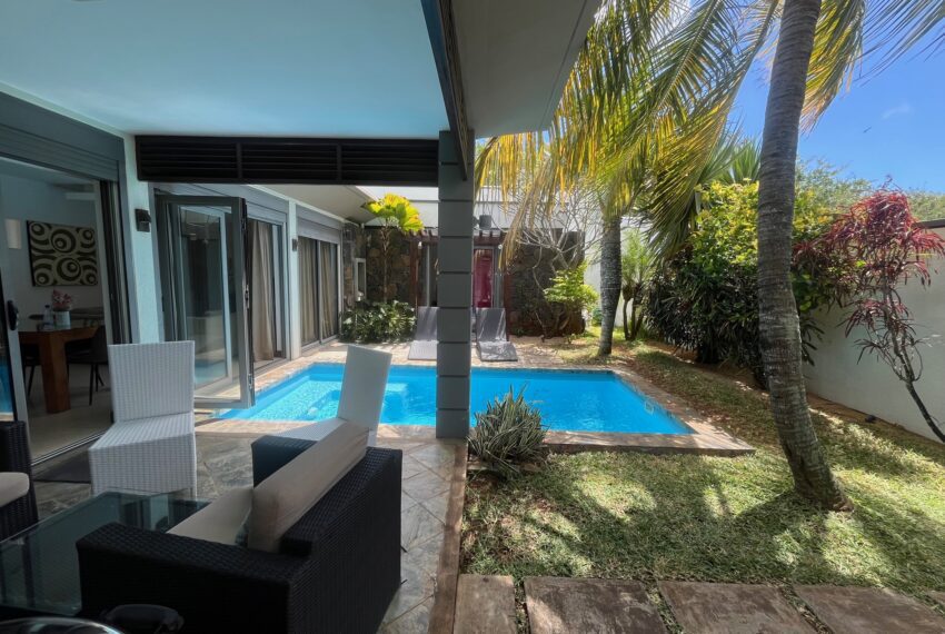 La piscine vue de la Terrasse - Athena