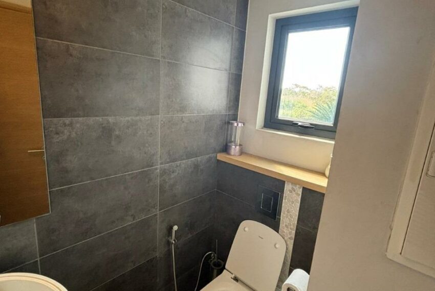 Residence Mont Choisy les Bains - Vue toilette invite
