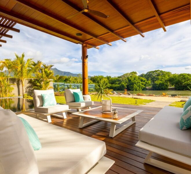 Vue de la rivier depuis la terrasse