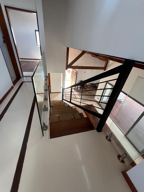 Vue escalier depuis etage- immo ile maurice.com