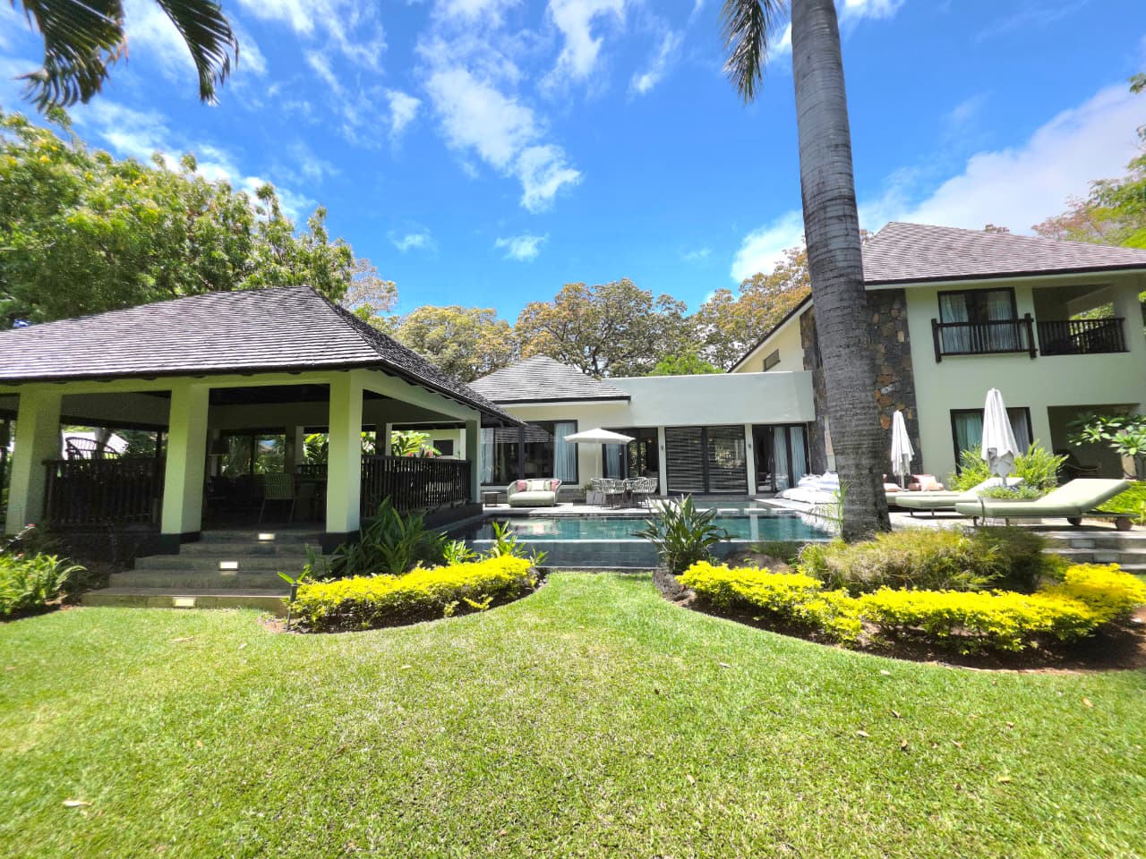 maison vue du parc 2- Villa Four Seasons